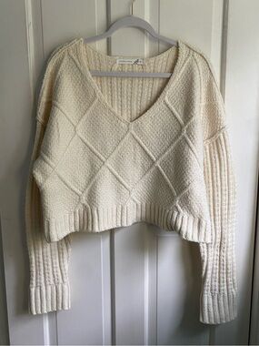 Altar’d State Cream Diamond-Textured V-Neck Sweater
